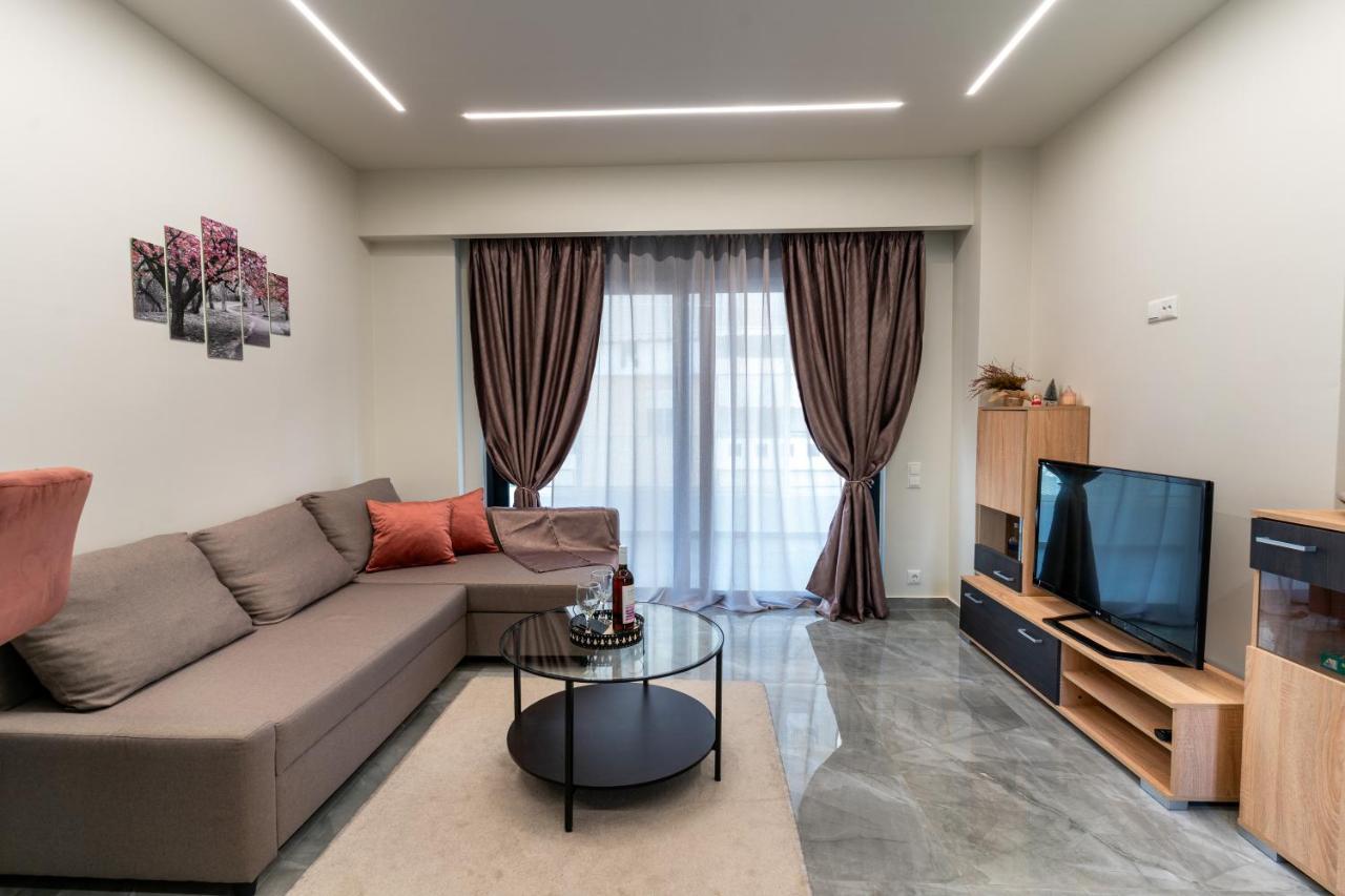 טריקלה Olina'S Luxury Apartment מראה חיצוני תמונה