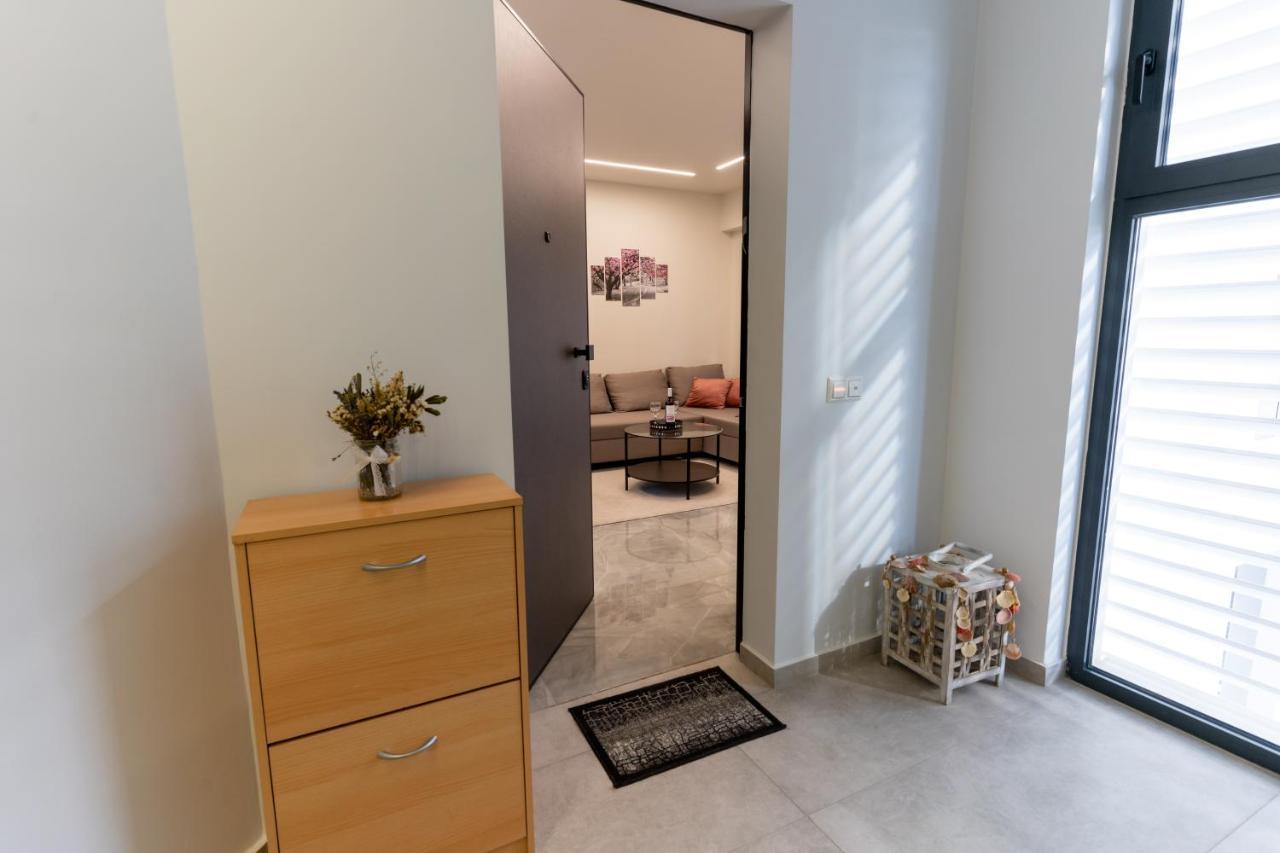 טריקלה Olina'S Luxury Apartment מראה חיצוני תמונה
