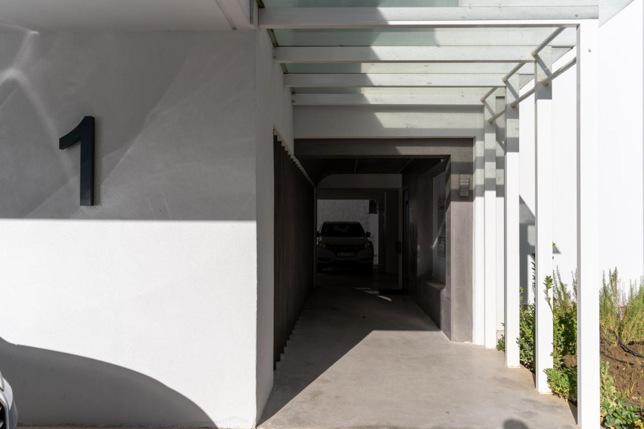 טריקלה Olina'S Luxury Apartment מראה חיצוני תמונה